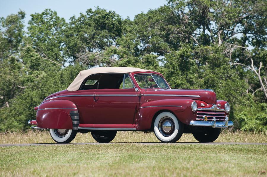  Ford Super DeLuxe Convertible 1946 года  (фото 1 из 18)